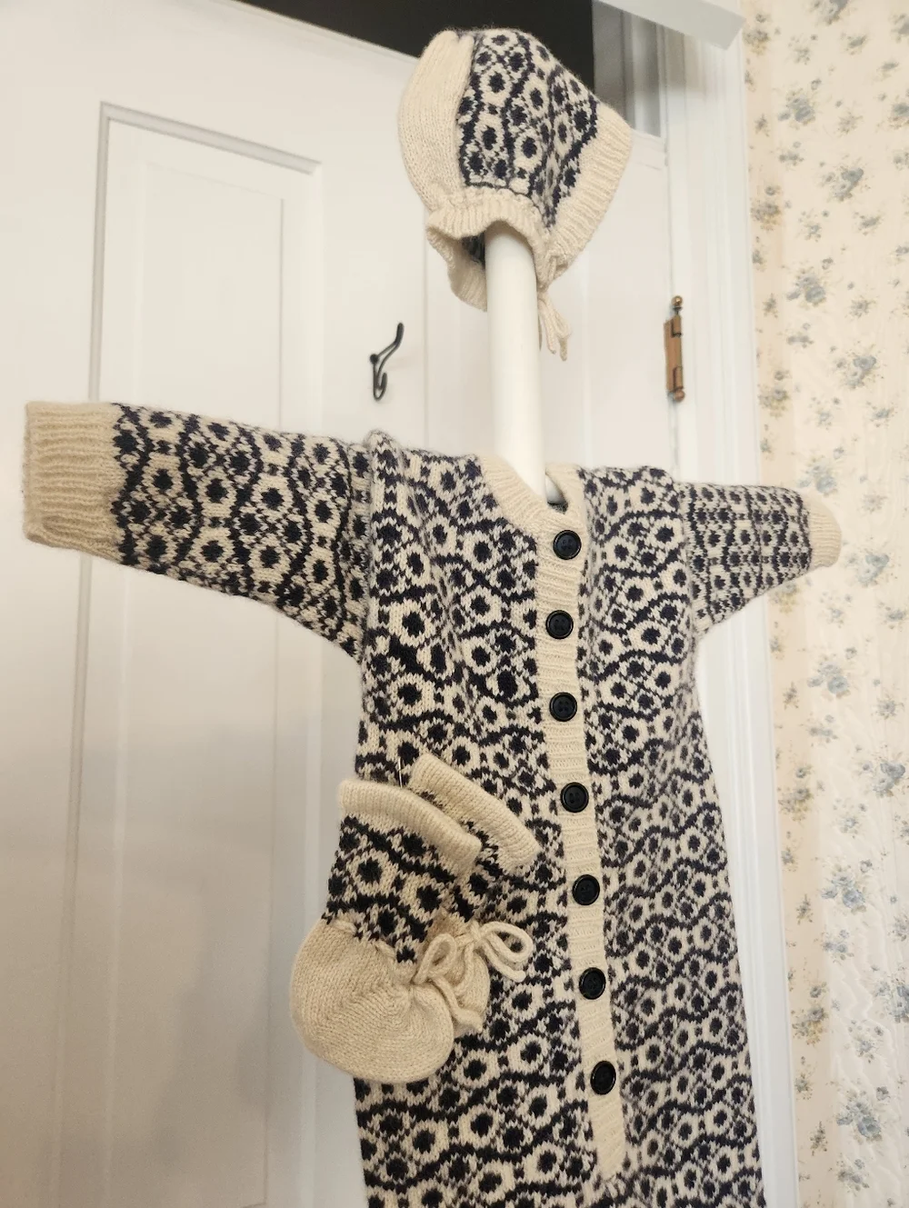 100% American Cashmere Cream & Navy Baby Pajamas Onesie with Hat and Mittens